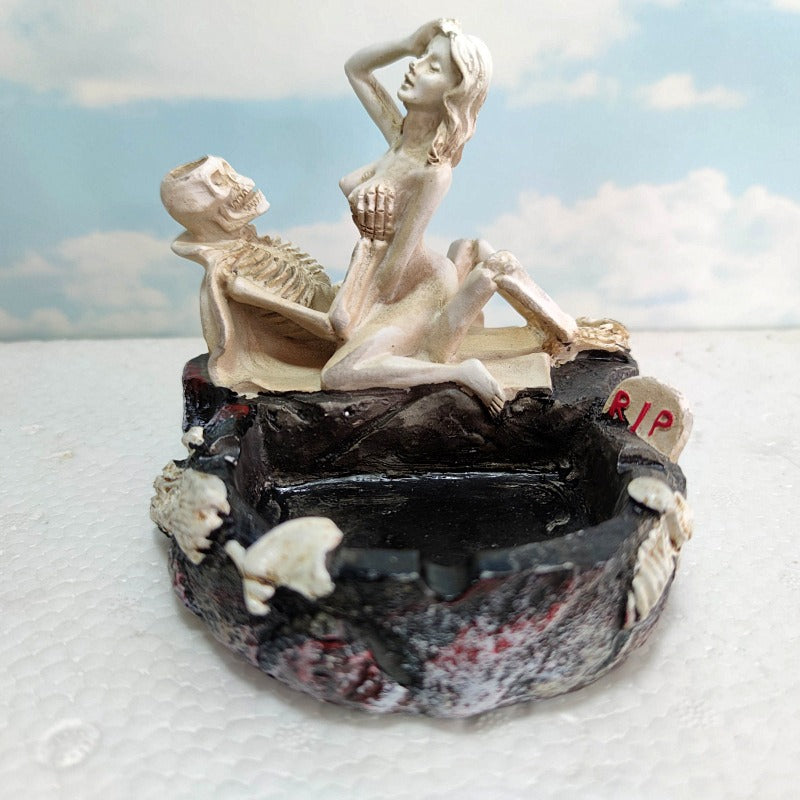 Halloween beauty skeleton goat Ashtray resin handicraft home decoration